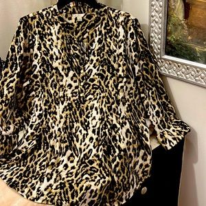 Est. 1946 Women’s animal print top sz large